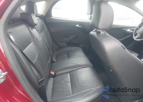 2015 Ford Focus Se from USA, damaged, VIN 1FADP3K25FL215299